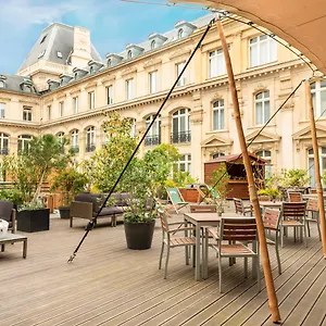 מלון Crowne Plaza Republique By Ihg, פריז