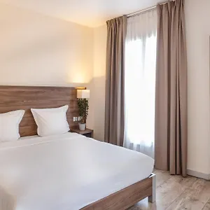 Hotel La Perle Montparnasse, Paryż