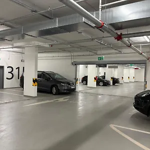 Sklep 2*, Prag Çek Cumhuriyeti