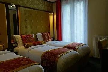 Hotel Des Buttes Chaumont Paris