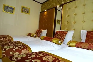 Hotel Des Buttes Chaumont Paris